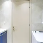 Lavinia * نيكيتي
